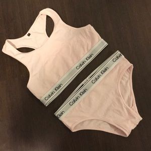 🔥3 for 30$🔥Calvin Klein ✨🎀 Pastel Pink set 🎀✨